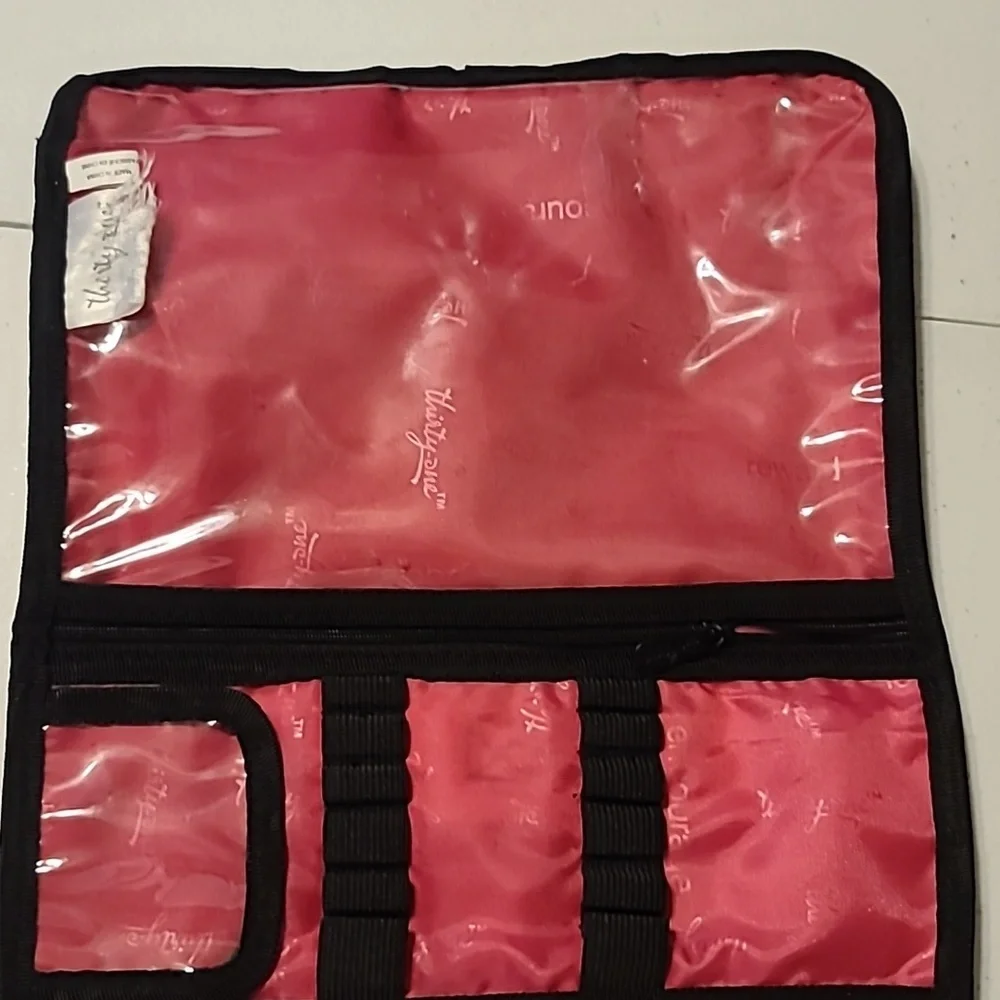 Thirty one Bathroom kit. Used like new. Black, white, pink. Travel kit. Suitcase